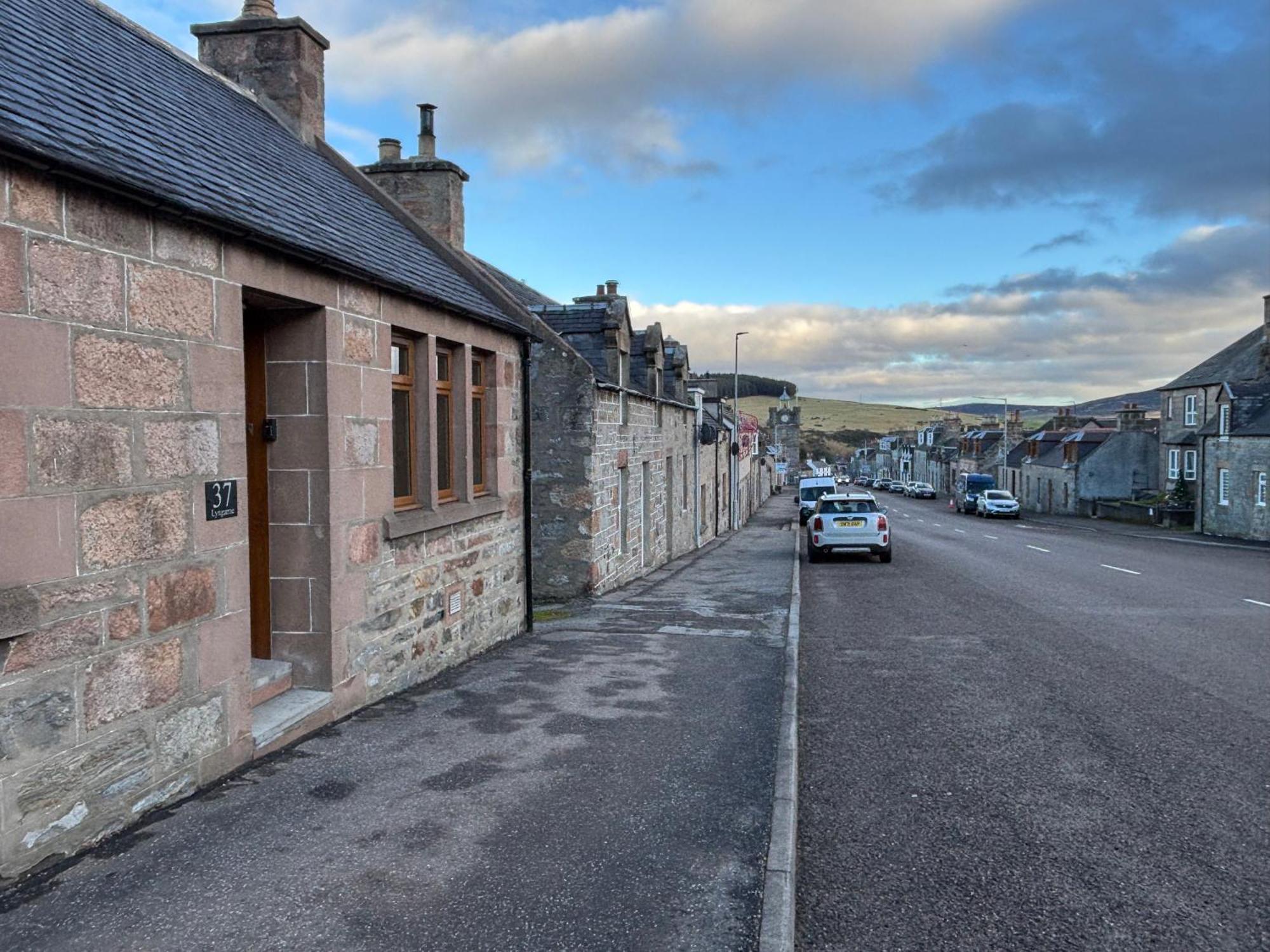 Villa Lyngarrie Dufftown Esterno foto